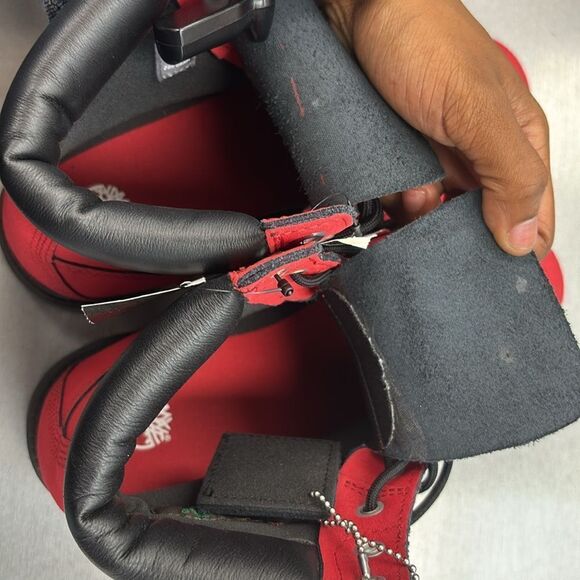 Waterproof Timberland boots - Picture 10 of 11